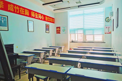 鄭州飛揚(yáng)藝術(shù)培訓(xùn)學(xué)校_聲樂藝考培訓(xùn)費(fèi)用