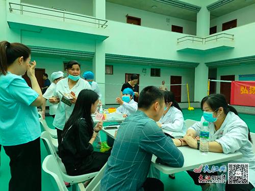 贛州市中醫院開展中醫藥文化科普與健康咨詢活動 圖